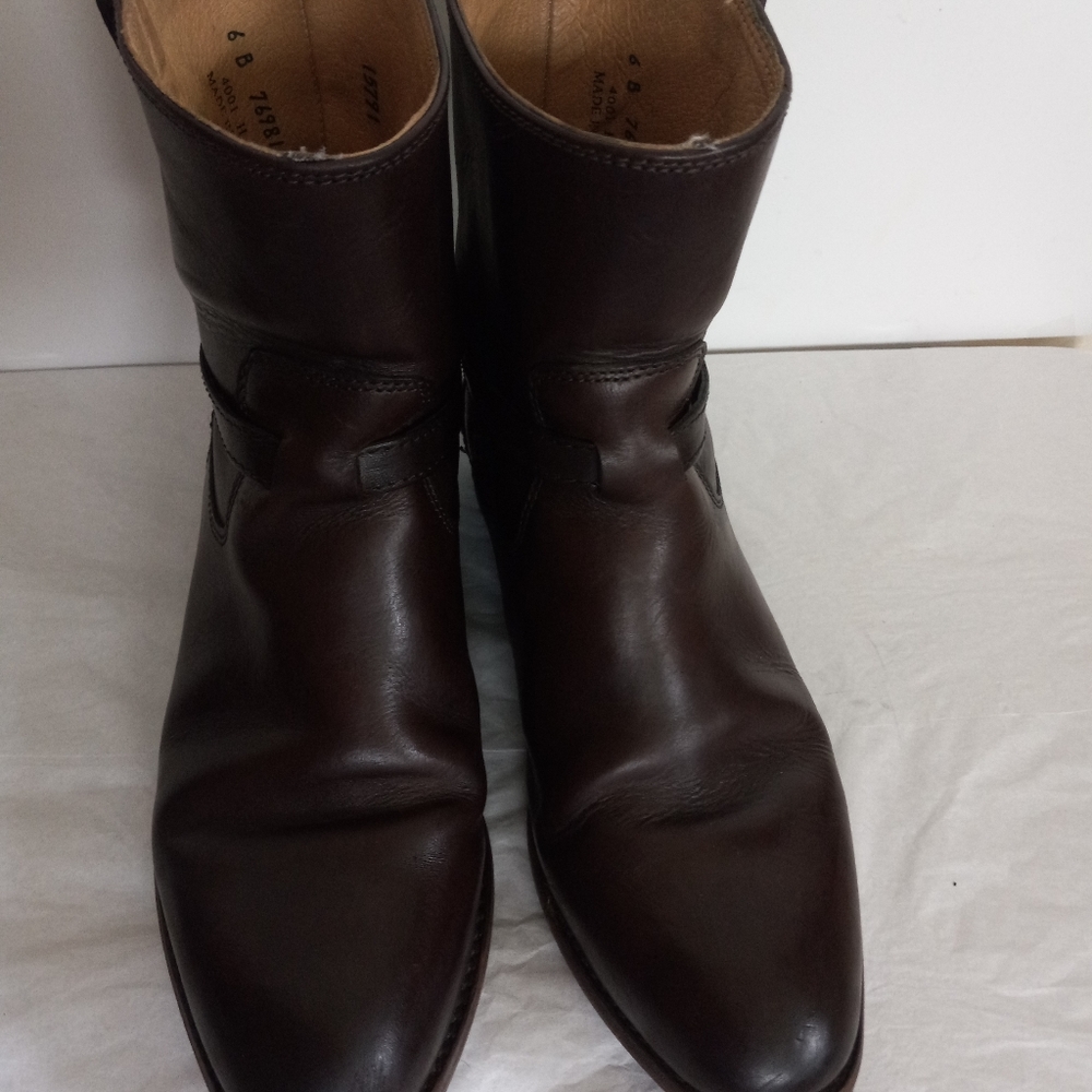 Frye Lindsay Plate Short biker leather Boots sz 6B